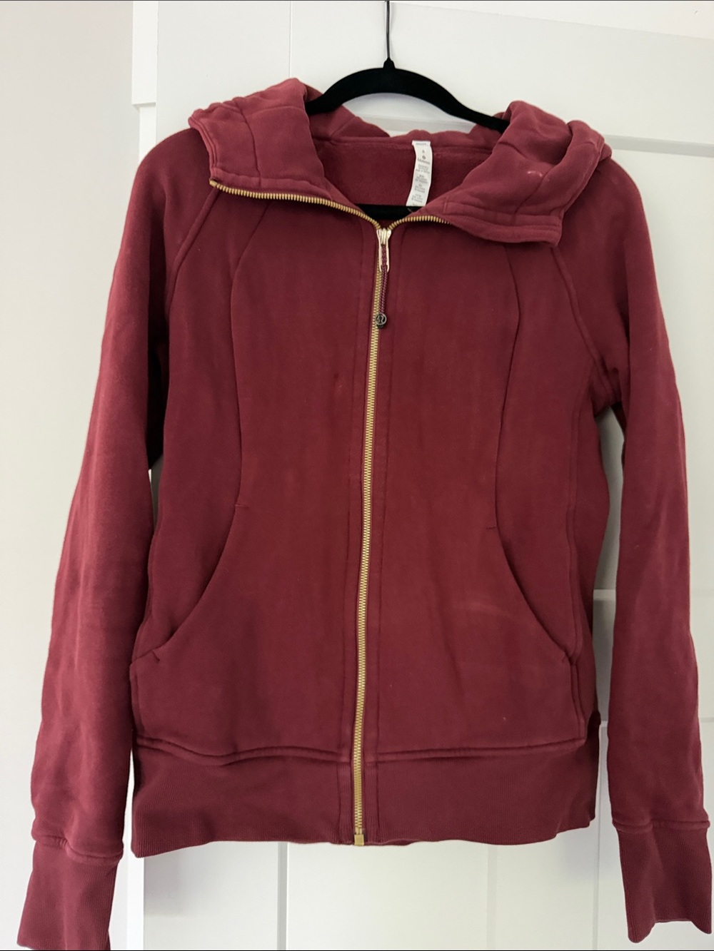 lululemon athletica Women's Full-Zip Hooded Jacket in Wine